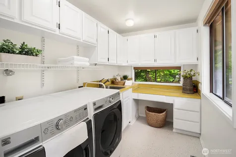 2725 Sahalee Drive W Sammamish WA 98074