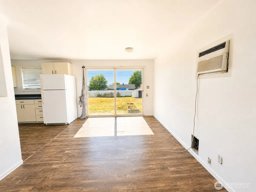 728 S Grand Drive Moses Lake WA 98837