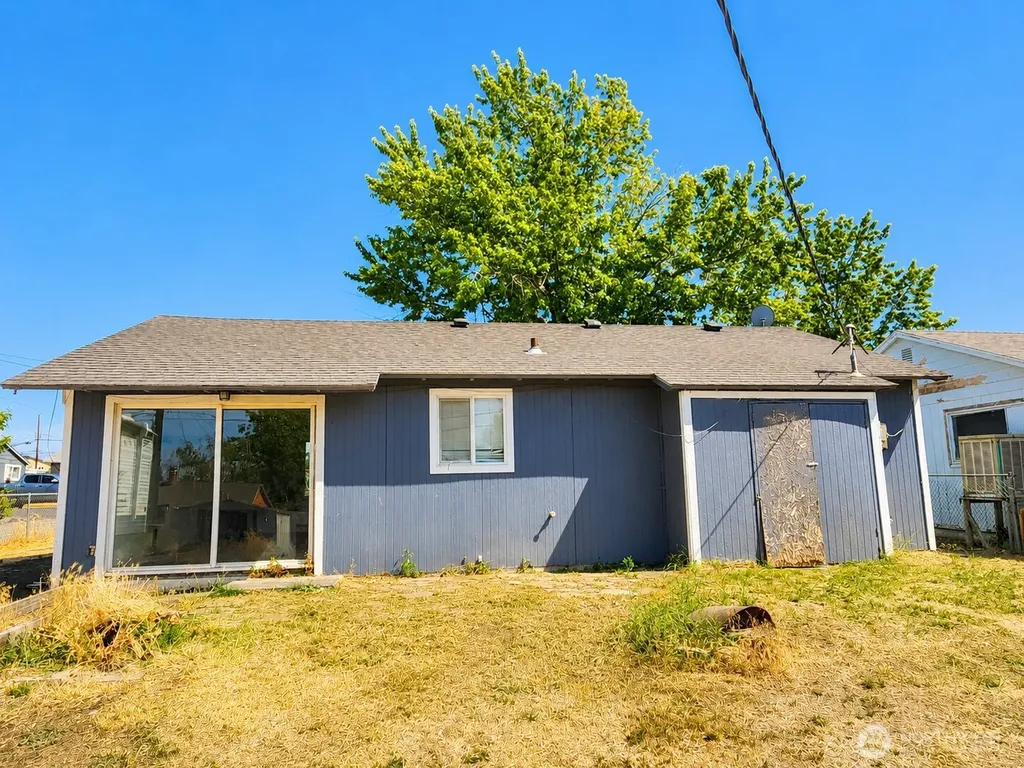 728 S Grand Drive Moses Lake WA 98837
