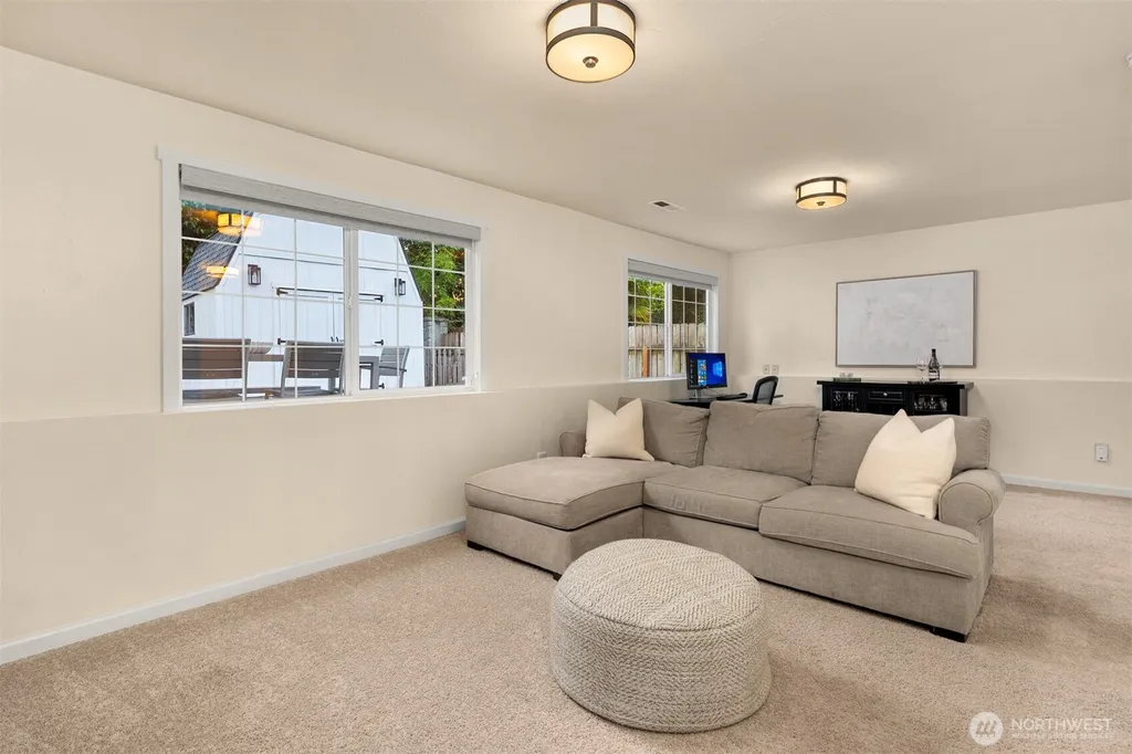 10702 NE 144th Court Kirkland WA 98034