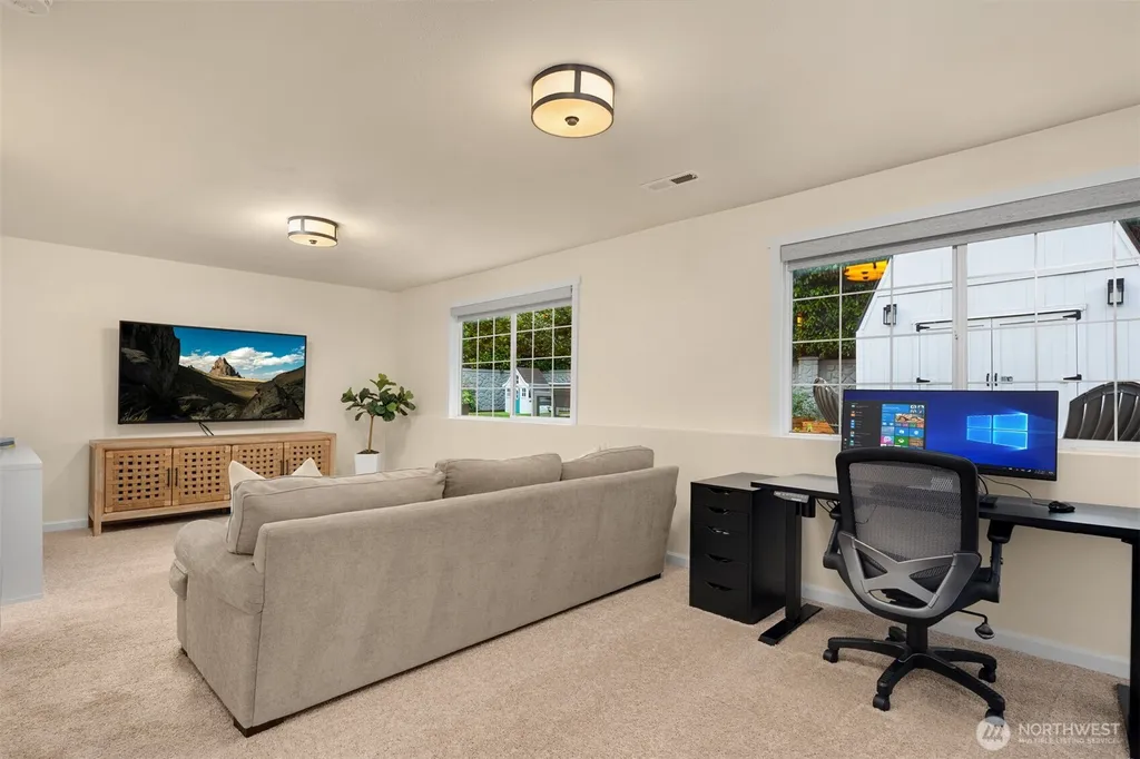 10702 NE 144th Court Kirkland WA 98034