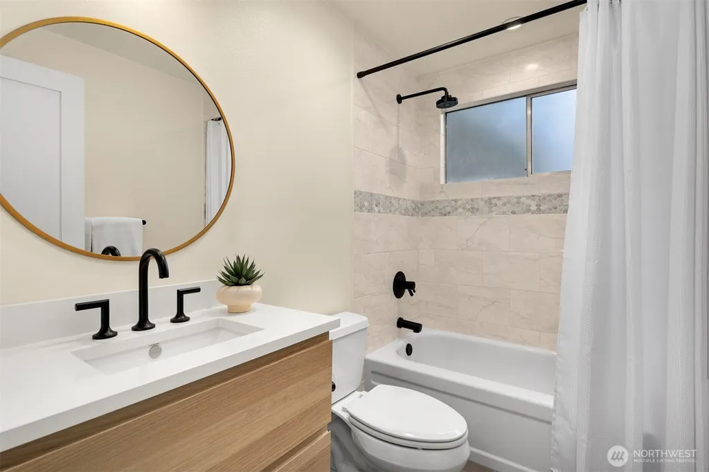 10702 NE 144th Court Kirkland WA 98034