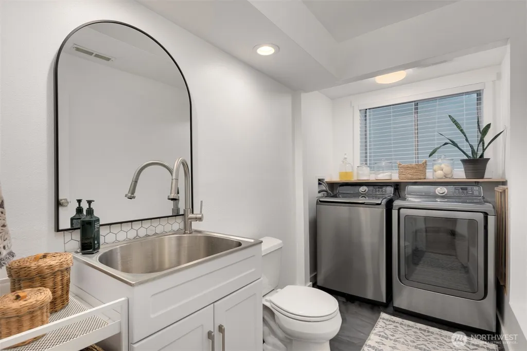 10702 NE 144th Court Kirkland WA 98034