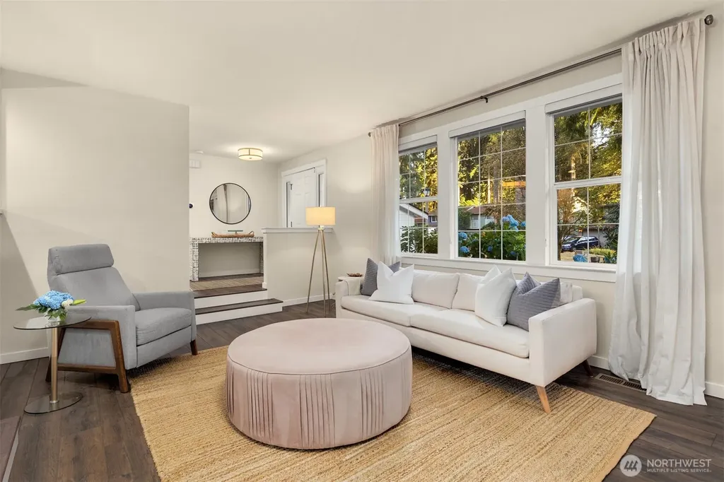 10702 NE 144th Court Kirkland WA 98034