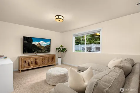 10702 NE 144th Court Kirkland WA 98034