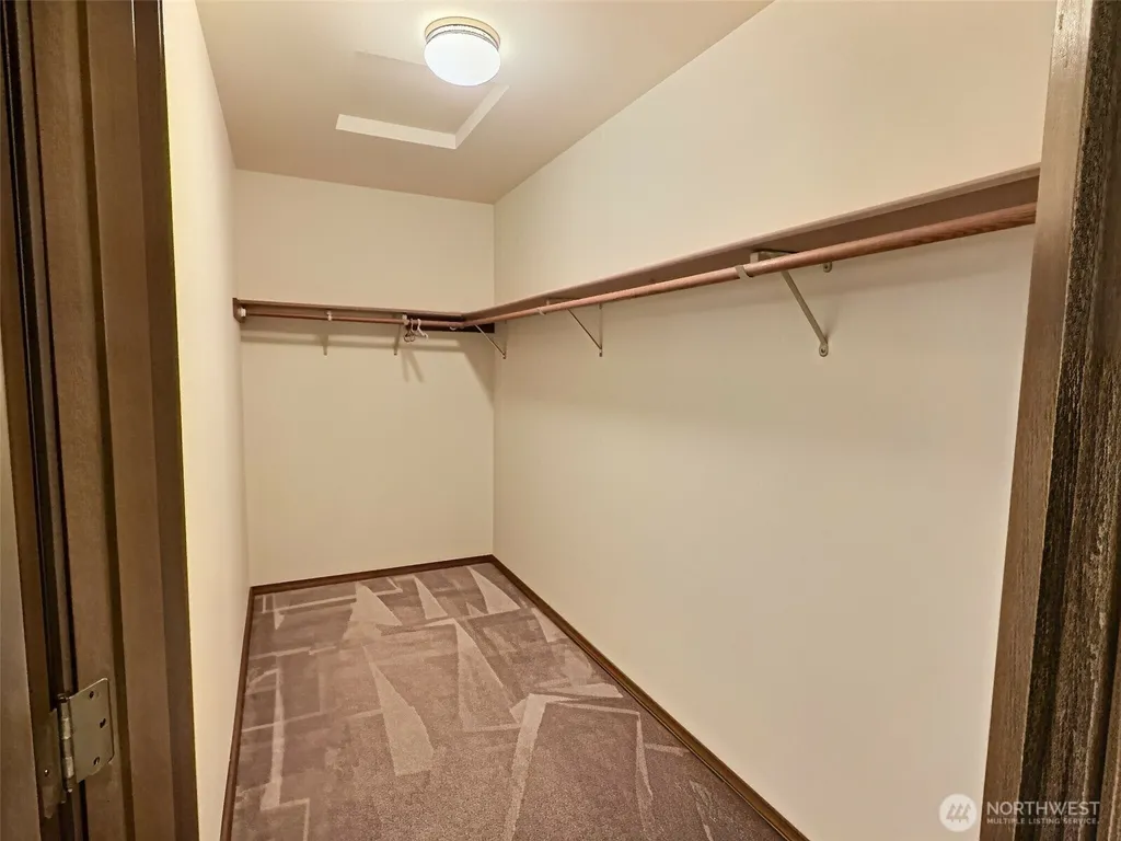 17517 SE 293rd Place Kent WA 98042
