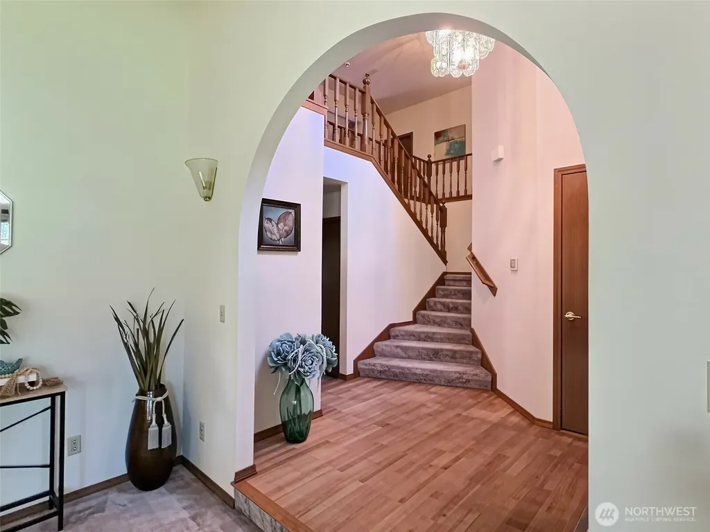 17517 SE 293rd Place Kent WA 98042