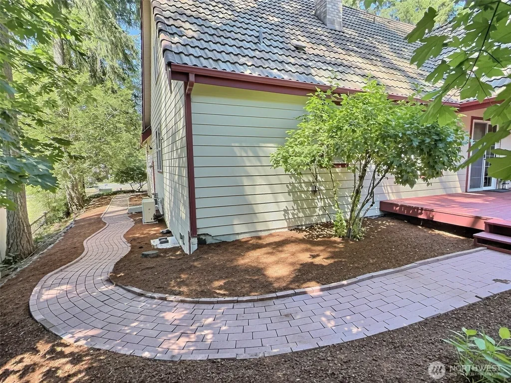 17517 SE 293rd Place Kent WA 98042
