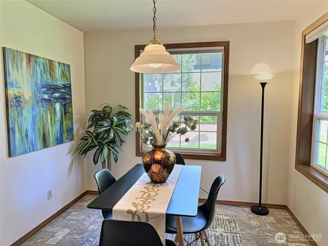 17517 SE 293rd Place Kent WA 98042