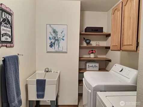 17517 SE 293rd Place Kent WA 98042