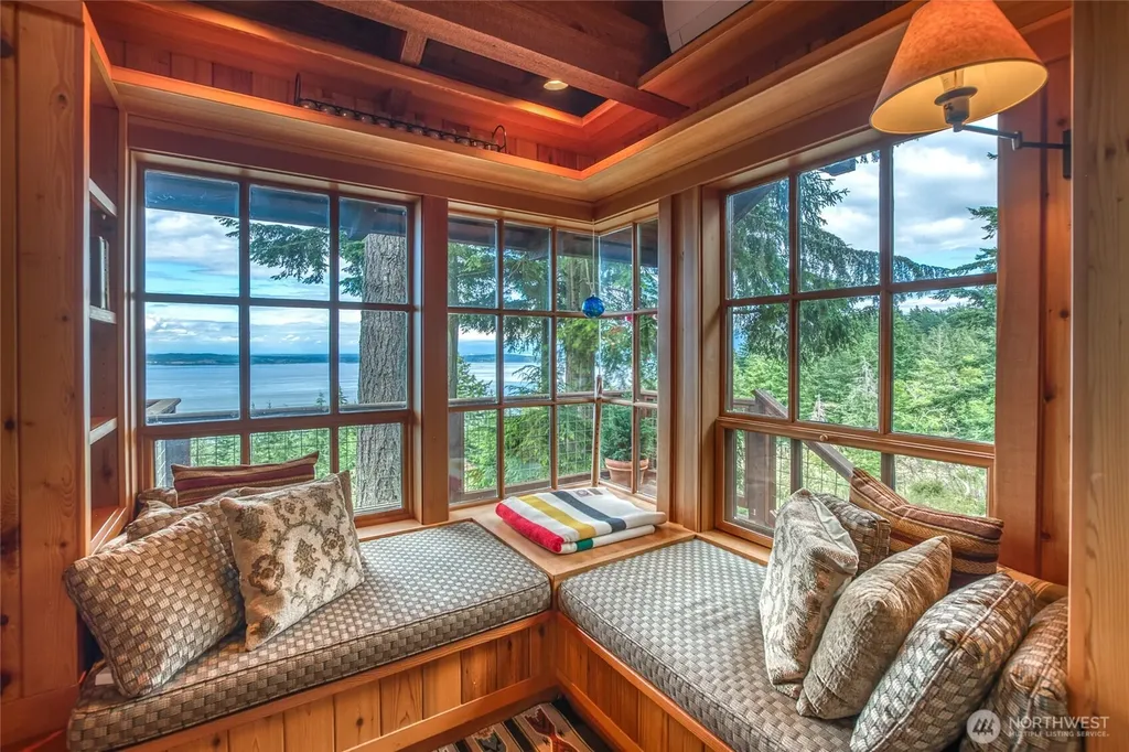 186 Sunrise Bluff Lane Orcas Island WA 98279