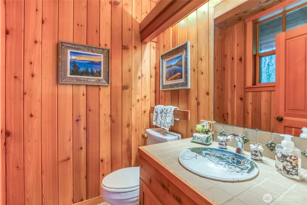186 Sunrise Bluff Lane Orcas Island WA 98279