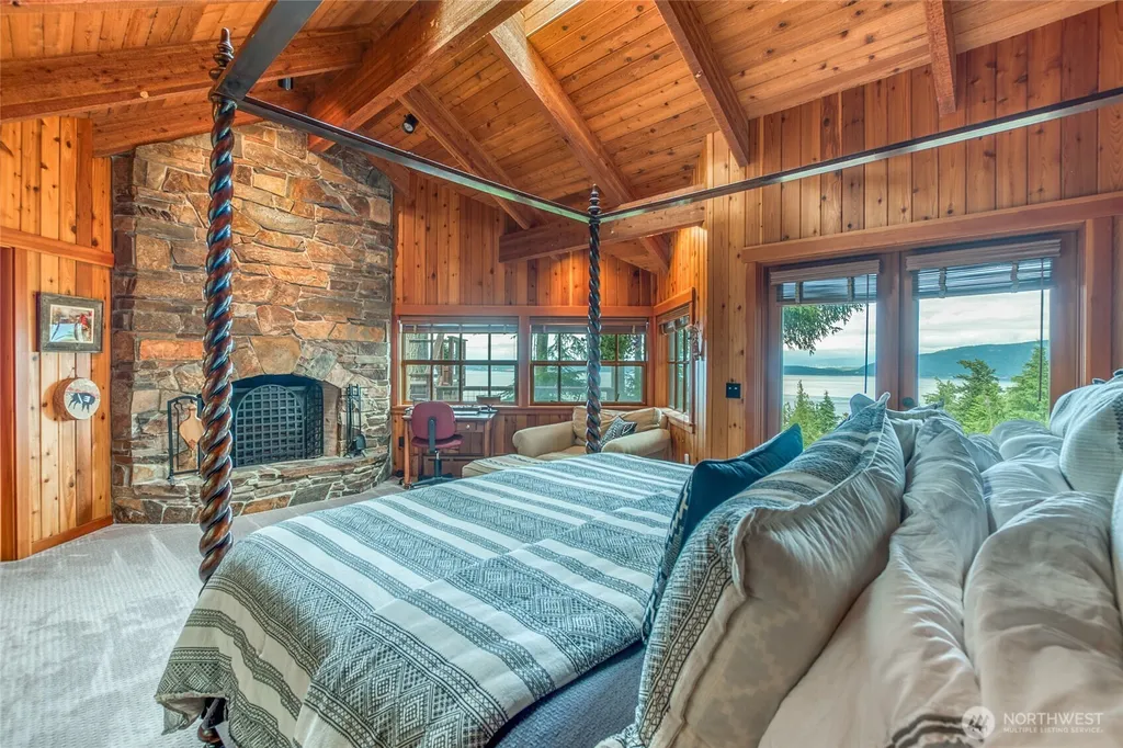 186 Sunrise Bluff Lane Orcas Island WA 98279