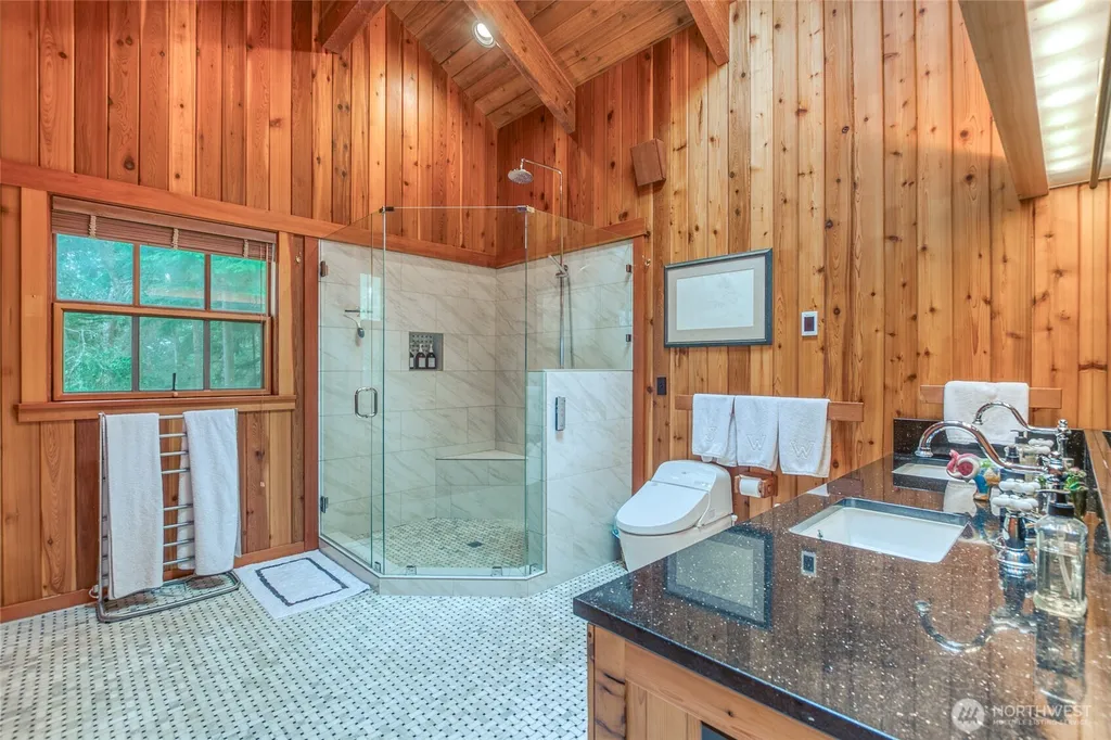 186 Sunrise Bluff Lane Orcas Island WA 98279