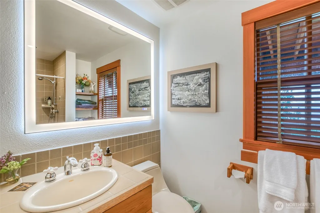 186 Sunrise Bluff Lane Orcas Island WA 98279