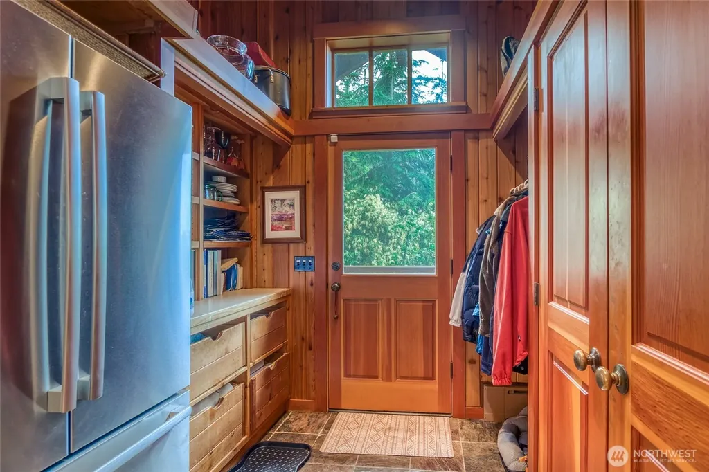 186 Sunrise Bluff Lane Orcas Island WA 98279