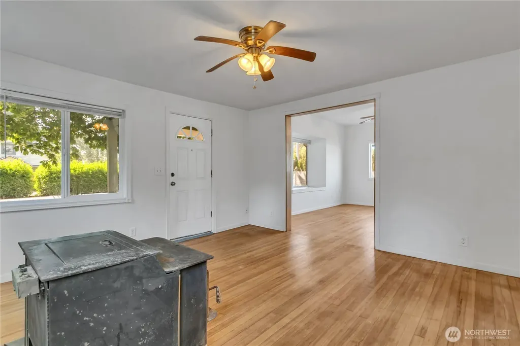 28404 85th Avenue S Auburn WA 98002