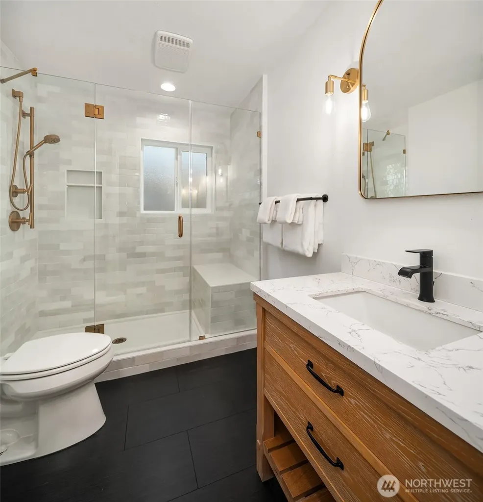 100 N Carroll Point Road Lilliwaup WA 98555