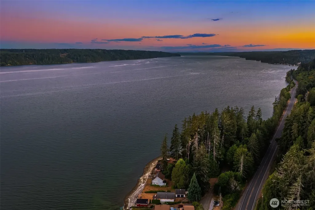 100 N Carroll Point Road Lilliwaup WA 98555