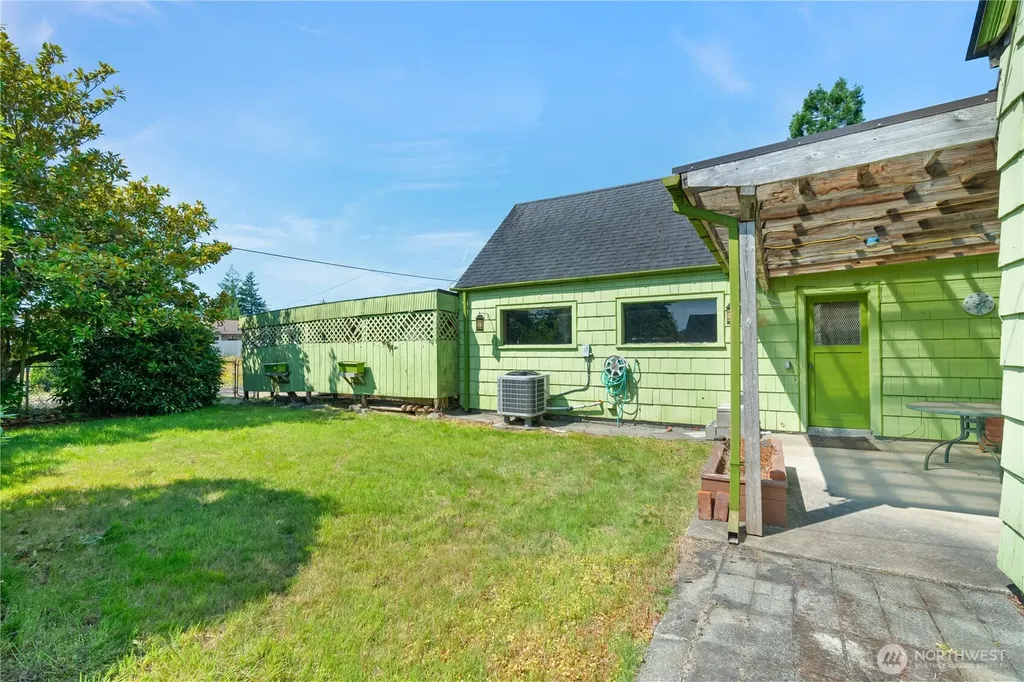 2315 Pacific Avenue Aberdeen WA 98520
