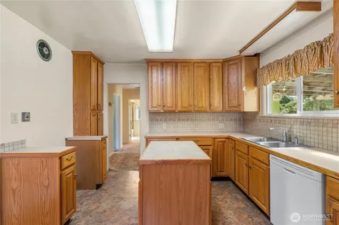 2315 Pacific Avenue Aberdeen WA 98520
