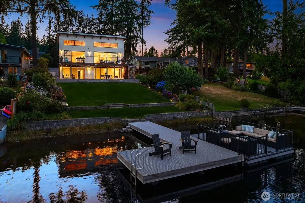 22021 SE 21st Place Sammamish WA 98075