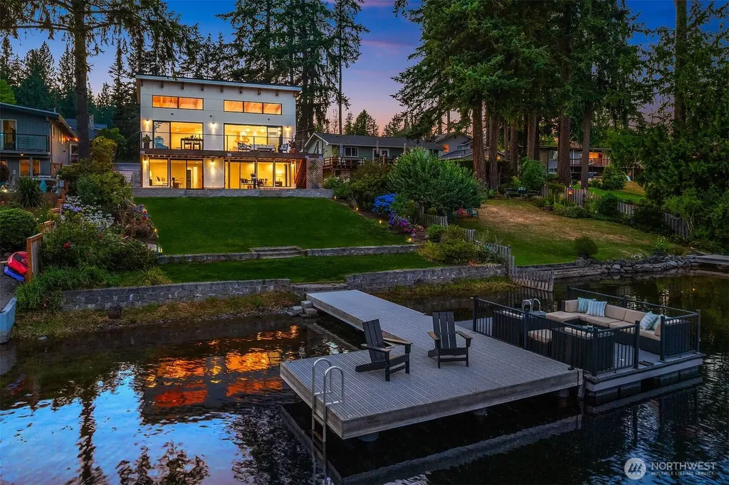 22021 SE 21st Place Sammamish WA 98075