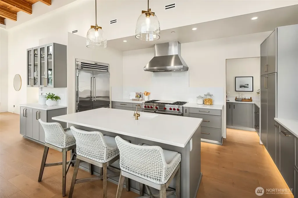 22021 SE 21st Place Sammamish WA 98075
