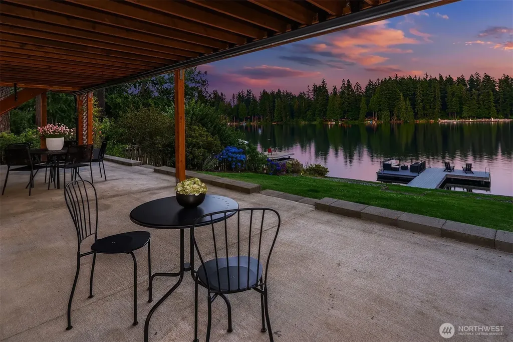 22021 SE 21st Place Sammamish WA 98075