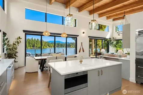 22021 SE 21st Place Sammamish WA 98075