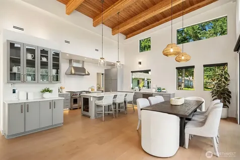 22021 SE 21st Place Sammamish WA 98075