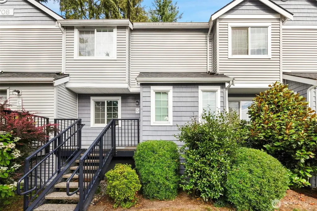 11708 Admiralty Way Everett WA 98204
