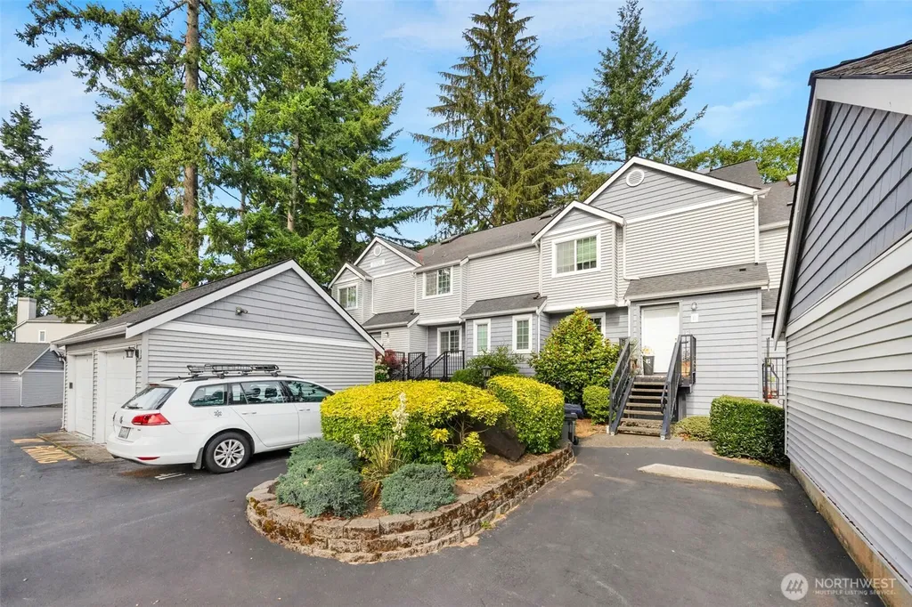 11708 Admiralty Way Everett WA 98204