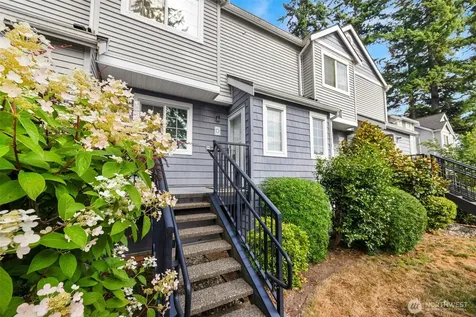11708 Admiralty Way Everett WA 98204