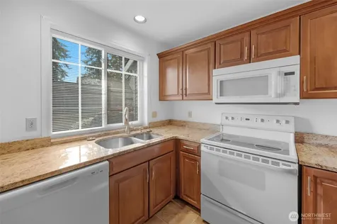 11708 Admiralty Way Everett WA 98204
