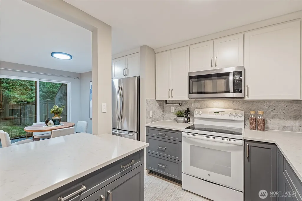 10053 NE 138th Place Kirkland WA 98034