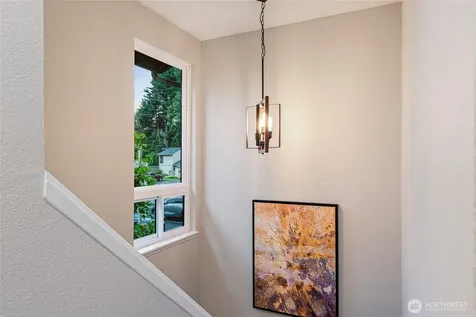 10053 NE 138th Place Kirkland WA 98034