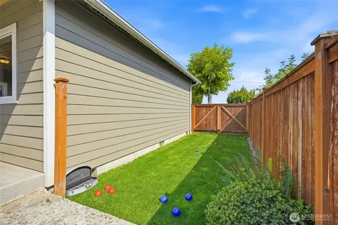 4102 Mclaughlin Road Mount Vernon WA 98273