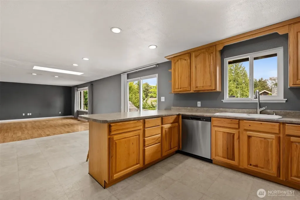 5401 47th Avenue E Tacoma WA 98443