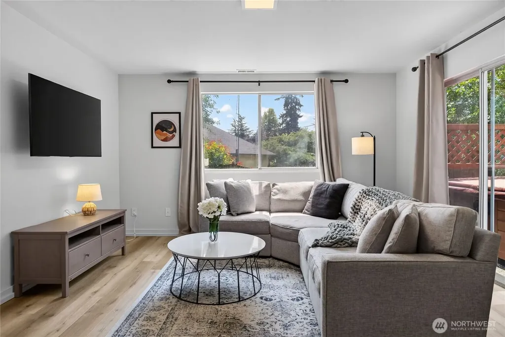 602 198th Street SE Bothell WA 98012