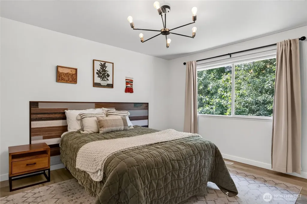 602 198th Street SE Bothell WA 98012
