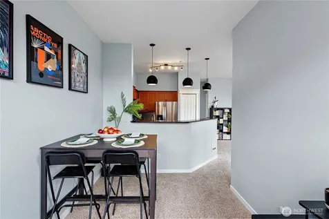 530 4th Avenue W Seattle WA 98119