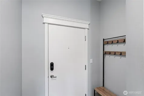 530 4th Avenue W Seattle WA 98119