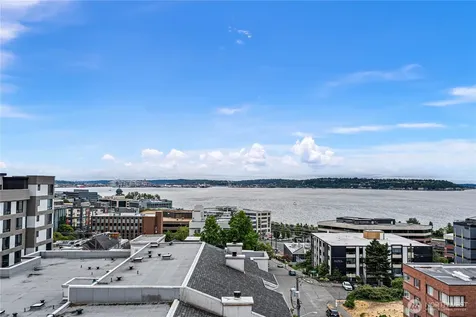 530 4th Avenue W Seattle WA 98119