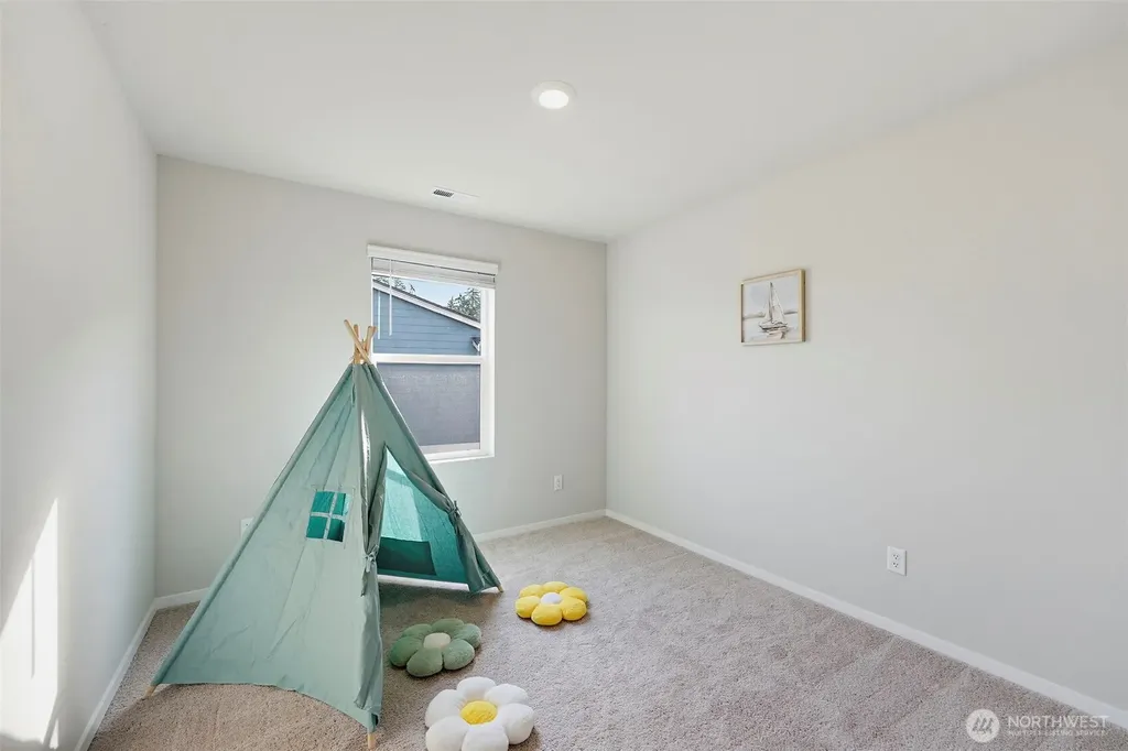 6559 Randolph Drive NE Bremerton WA 98311