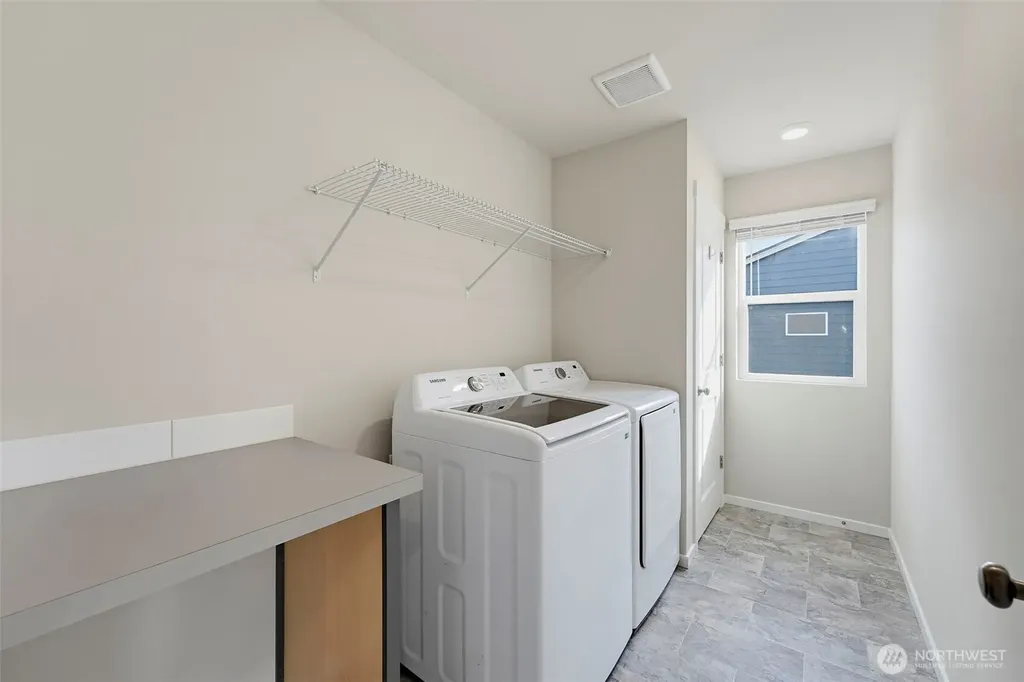 6559 Randolph Drive NE Bremerton WA 98311