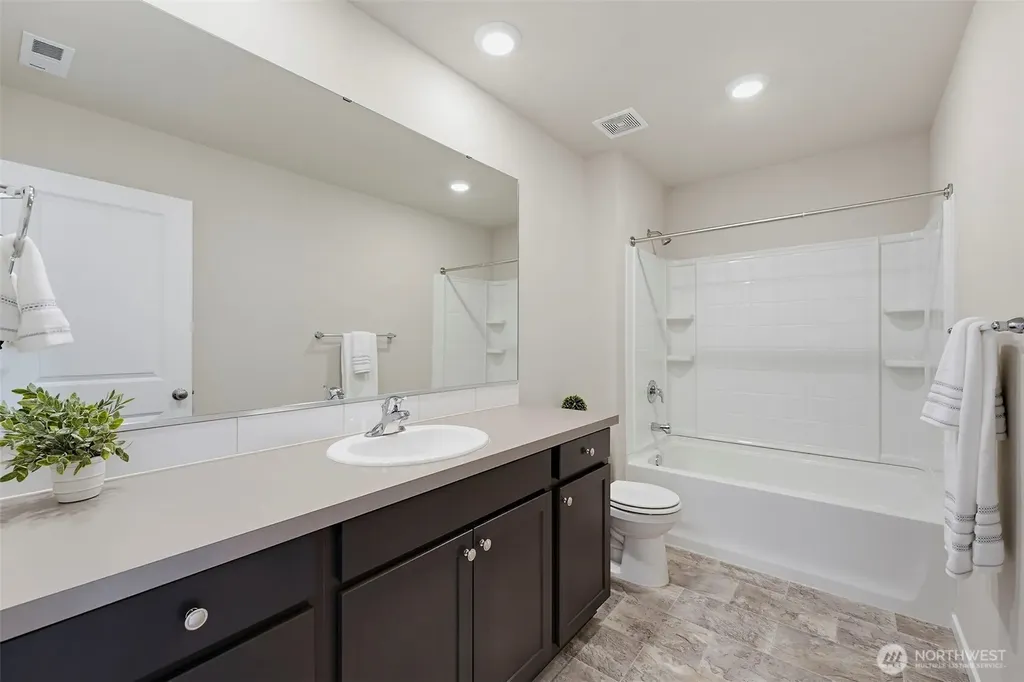 6559 Randolph Drive NE Bremerton WA 98311