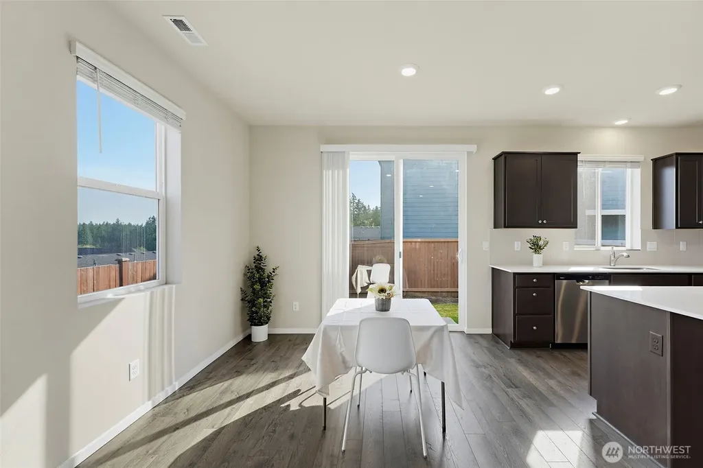 6559 Randolph Drive NE Bremerton WA 98311