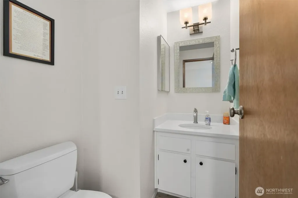 11802 98th Avenue NE Kirkland WA 98034