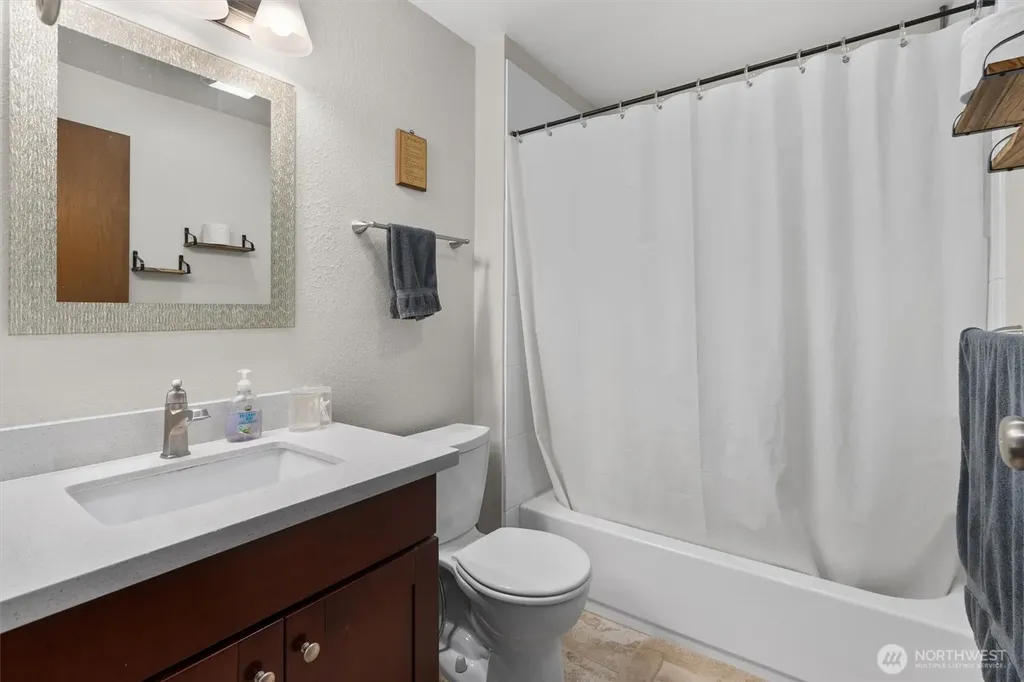 11802 98th Avenue NE Kirkland WA 98034
